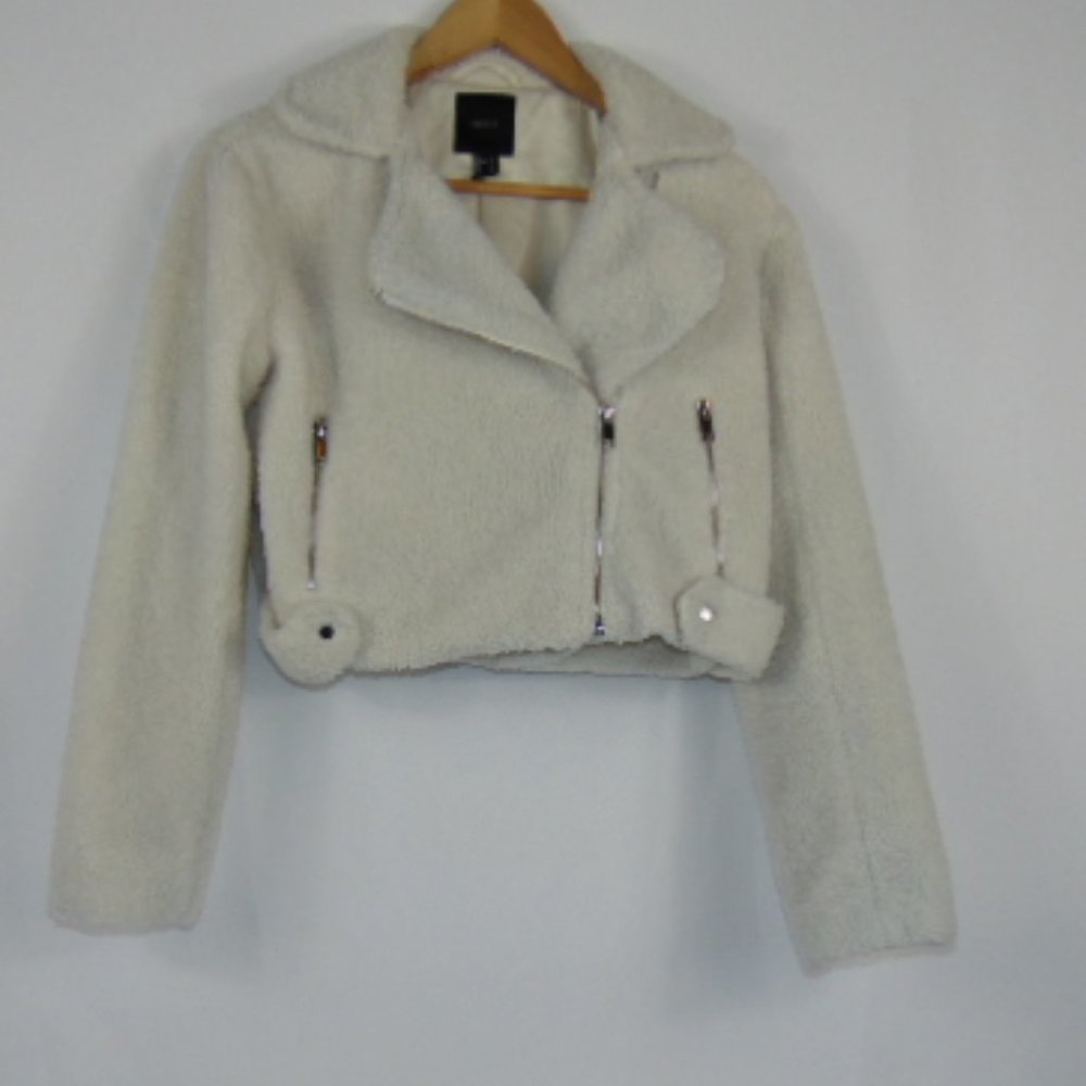 Forever 21 Sherpa Short Coat Size S